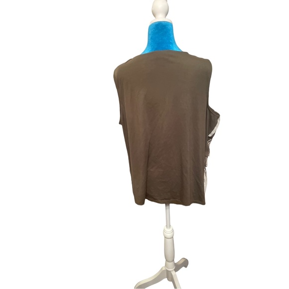 Jaclyn Smith xxlarge tank green and white ruffled front 67% poly 29% rayon - Picture 3 of 7